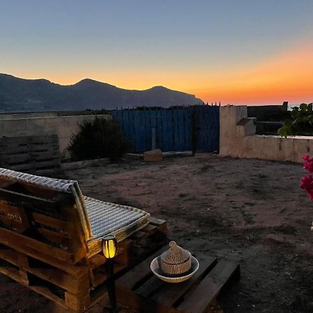 Apartamento La Finestra A Tramontana Favignana Exterior foto
